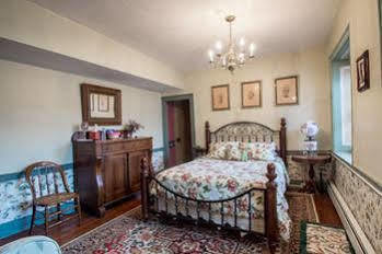 The Fairfield Inn 1757 외부 사진